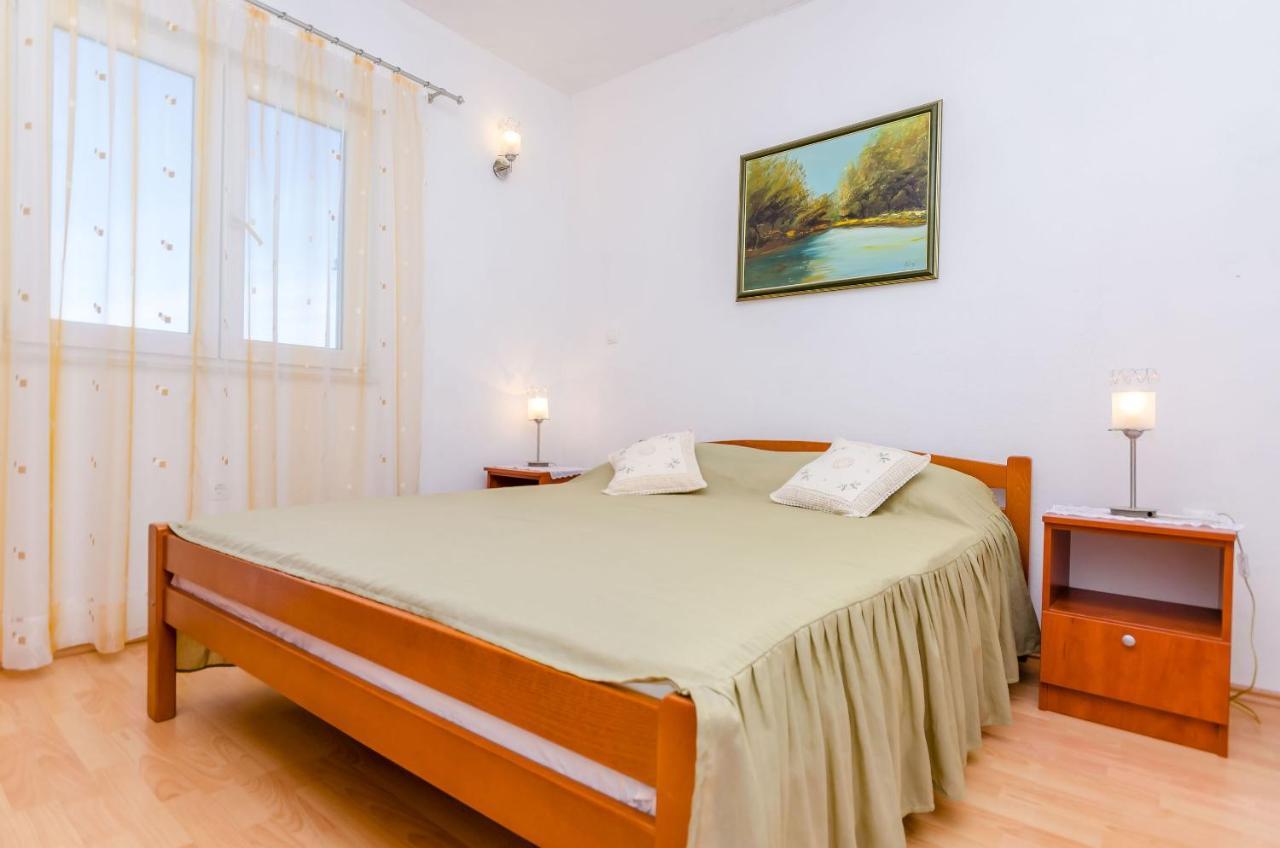 Apartments Stara Maslina Slatine Extérieur photo